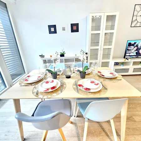 Chic Living Two Bedroom Luxembourg