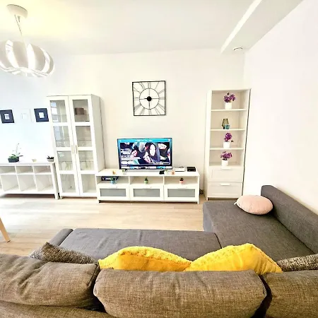 Chic Living Two Bedroom Luxembourg