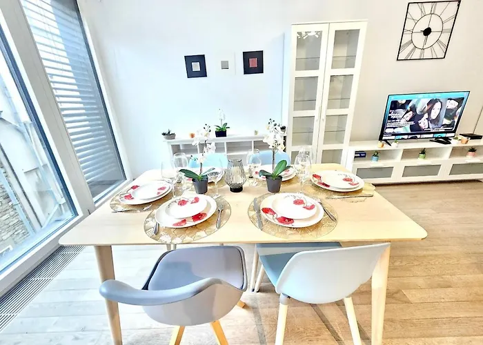 Chic Living Two Bedroom Luxembourg